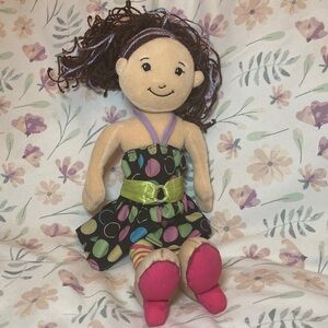 Manhattan Toy Groovy Girls Raelyn plush doll 15”